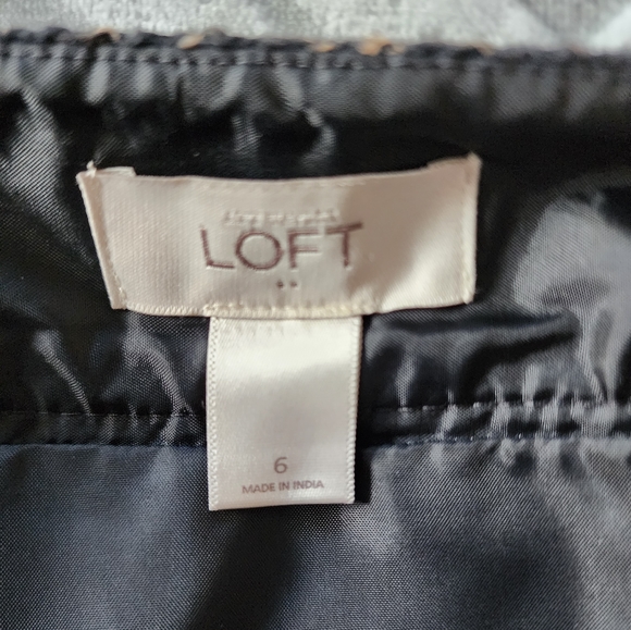 LOFT tweed pencil skirt, size 6, black and tan - Picture 4 of 5